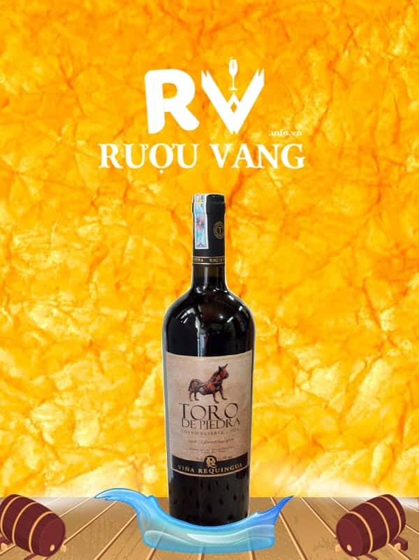 vay-cuoi-dinh-ruou-vang-co-giat-duoc-khong